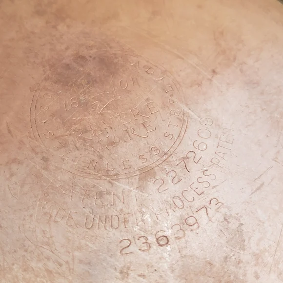 VTG Revere Ware 1.5 QT Saucepan and Lid - Pre 1968 - Picture 10 of 11